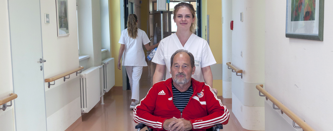 Mitarbeiter (m/w/d) für den internen Patiententransport, 1. Bild